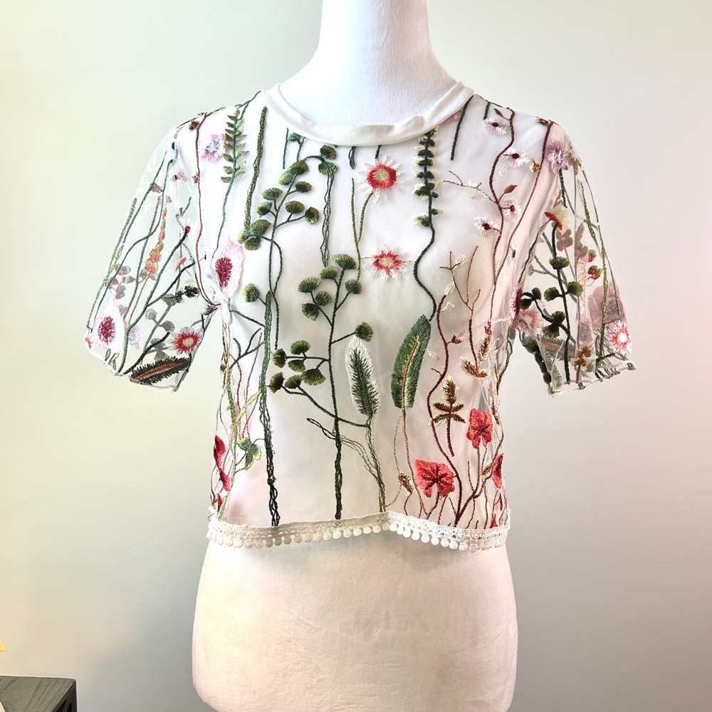SOLD Floral Embroidered Sheer White Top - Picture 3 of 7